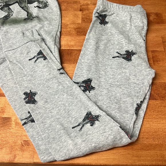 Carters size 7 boy pajama set, ninja- sneaking out of bed, GUC - Picture 3 of 4